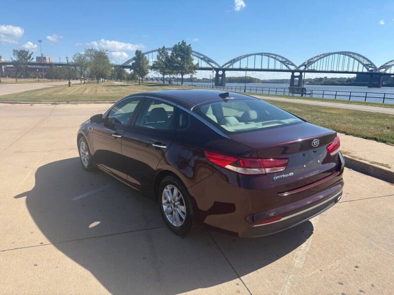 2016 Kia Optima LX