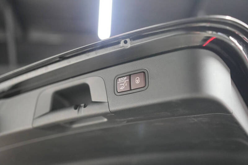 2017 Mercedes-Benz GLC GLC 300 4MATIC