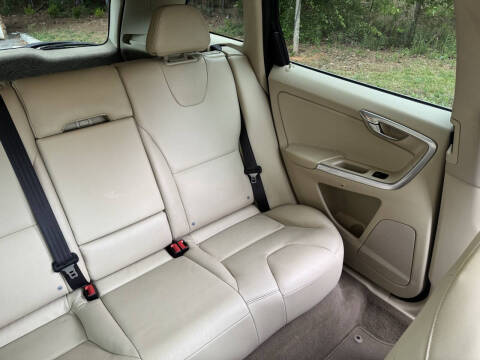 2015 Volvo XC60 T5 Drive-E Platinum