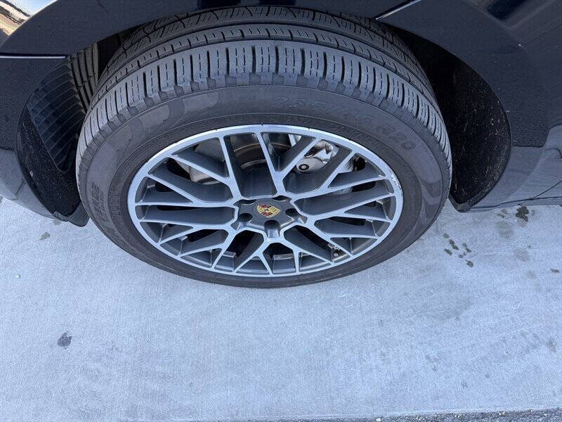 2017 Porsche Macan S