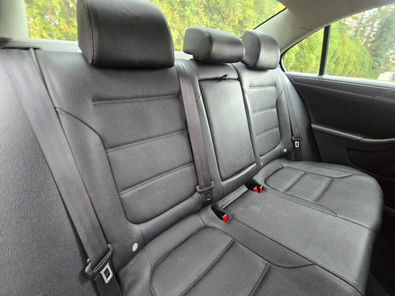 2011 Volkswagen Jetta SE PZEV