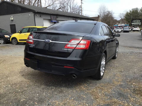2015 Ford Taurus Limited