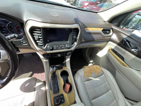 2019 GMC Acadia Denali