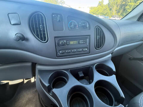 2006 Ford E-Series E-350 SD