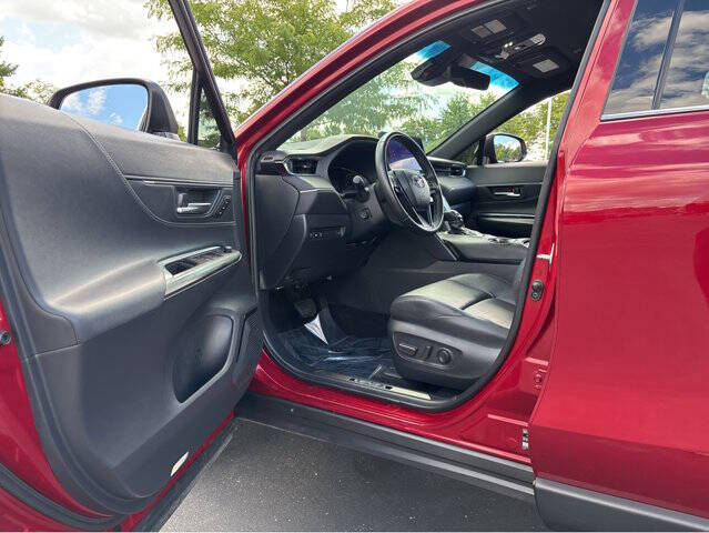 2024 Toyota Venza XLE