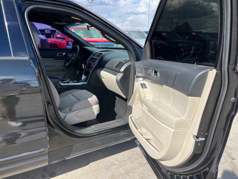 2015 Ford Explorer