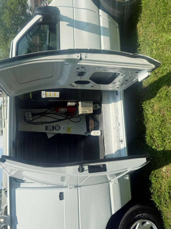 2011 Ford E-Series E-350 SD