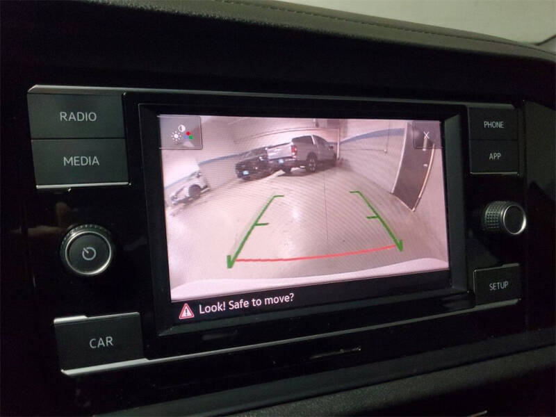 2019 Volkswagen Jetta R-Line