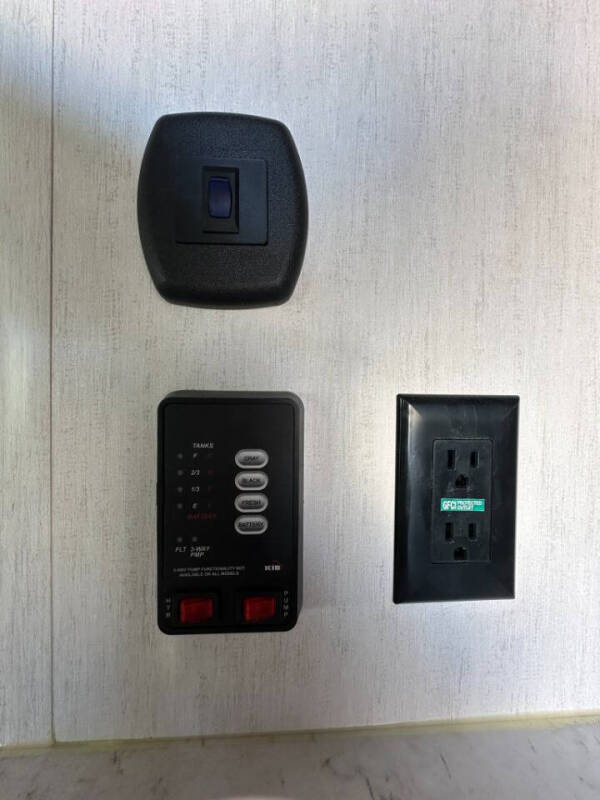 2022 Forest River Vengeance Rogue 26VKS