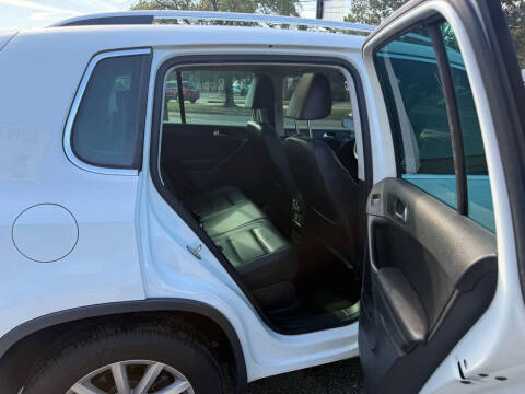 2017 Volkswagen Tiguan 2.0T Wolfsburg Edition