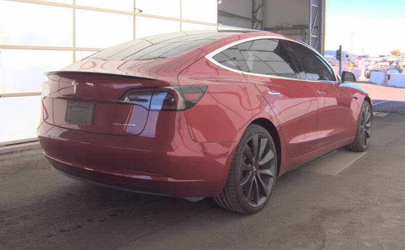 2020 Tesla Model 3 Performance