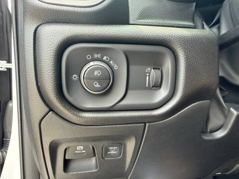 2026 RAM 1500 Express