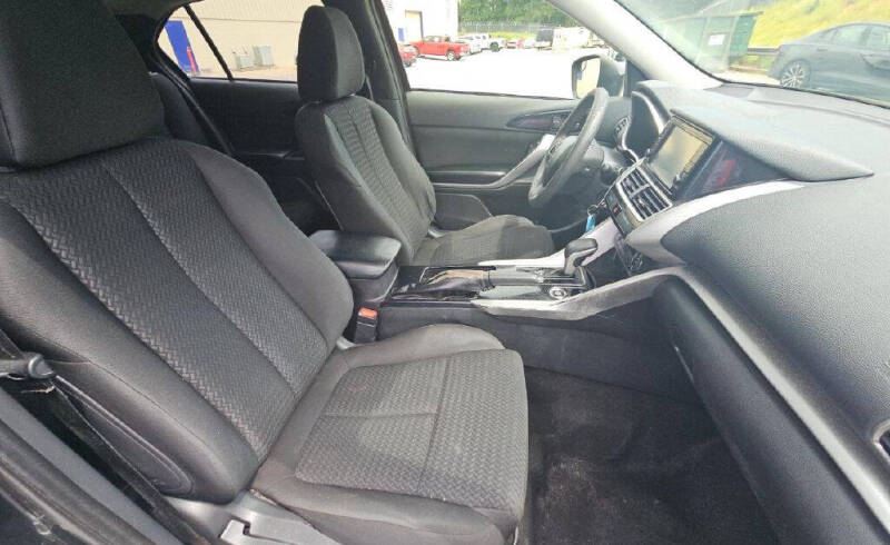 2020 Mitsubishi Eclipse Cross ES