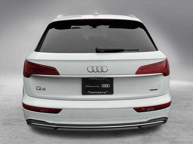 2022 Audi Q5 quattro Premium 40 TFSI