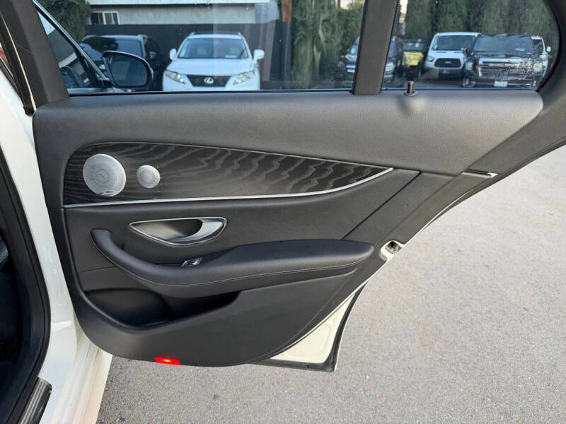 2018 Mercedes-Benz E-Class E 300