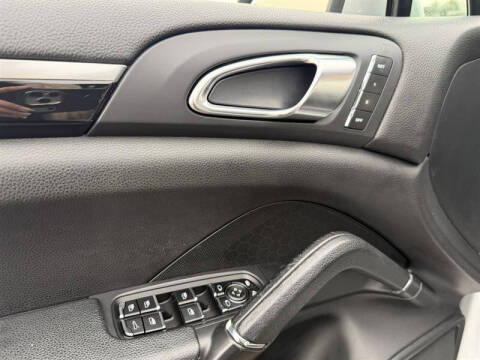 2012 Porsche Cayenne S