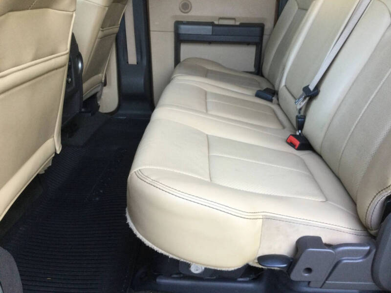 2011 Ford F-450 Super Duty Lariat