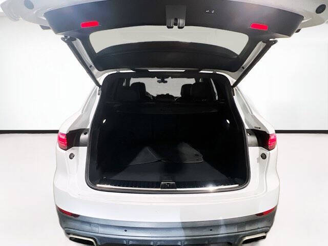 2022 Porsche Cayenne