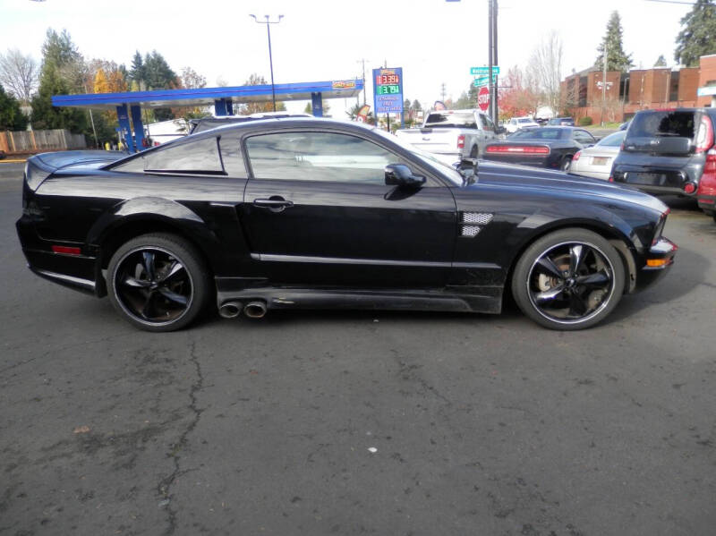 2006 Ford Mustang V6 Deluxe