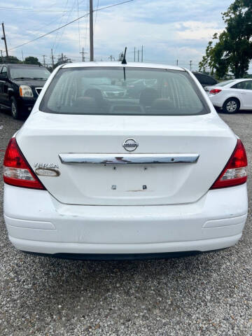 2011 Nissan Versa
