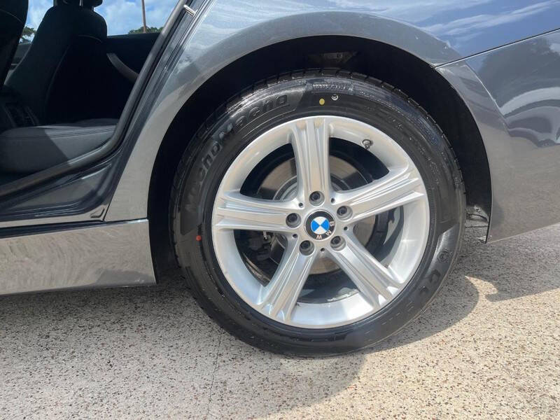 2014 BMW 3 Series 320i