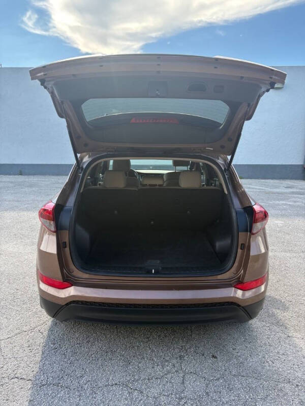 2017 Hyundai Tucson SE Plus