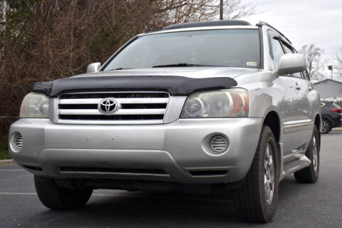 2004 Toyota Highlander for sale at Wheel Deal Auto Sales LLC in Norfolk VA