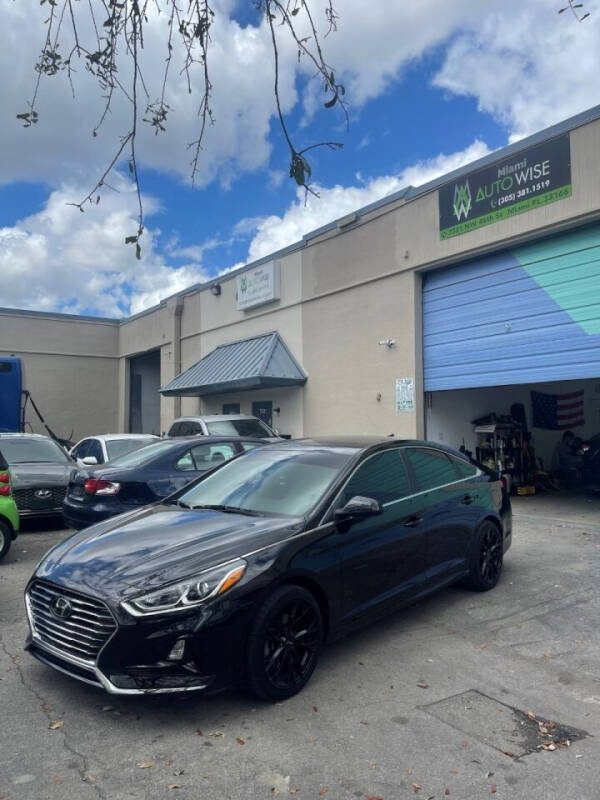 2018 Hyundai Sonata for sale at MIAMI AUTOWISE, LLC. in Miami FL