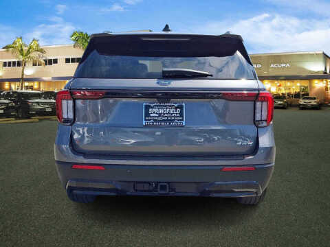 2025 Ford Explorer ST-Line