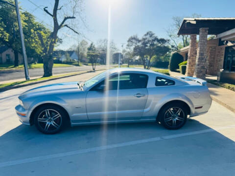 2005 Ford Mustang