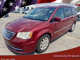 2014 Chrysler Town and Country for sale at Doug's Auto Sales in Columbia MO