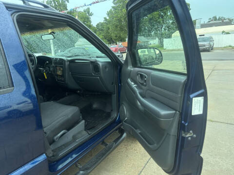 2003 Chevrolet S-10 LS
