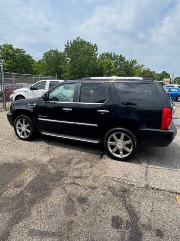 2012 Cadillac Escalade Luxury