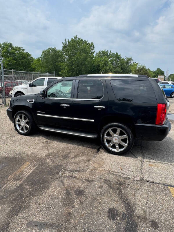 2012 Cadillac Escalade Luxury
