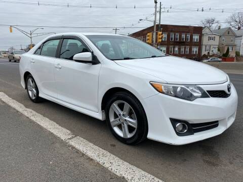 2014 Toyota Camry for sale at G1 AUTO SALES II in Elizabeth NJ
