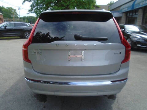 2023 Volvo XC90 B6 Plus Bright Theme 6P