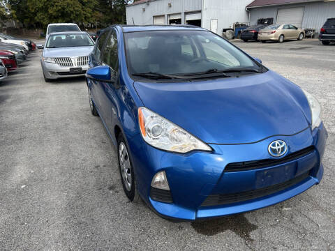 2014 Toyota Prius c Two