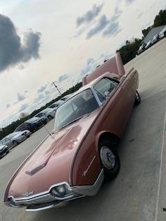 1962 Ford Thunderbird