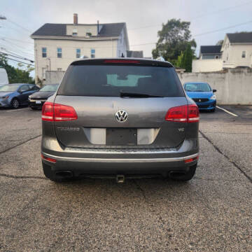 2017 Volkswagen Touareg V6 Wolfsburg