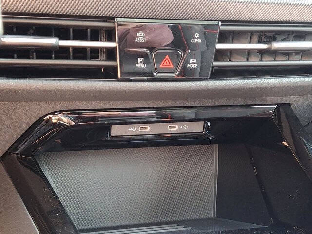 2026 Volkswagen Golf GTI SE