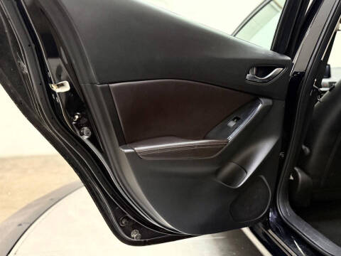 2018 Mazda MAZDA3 Grand Touring