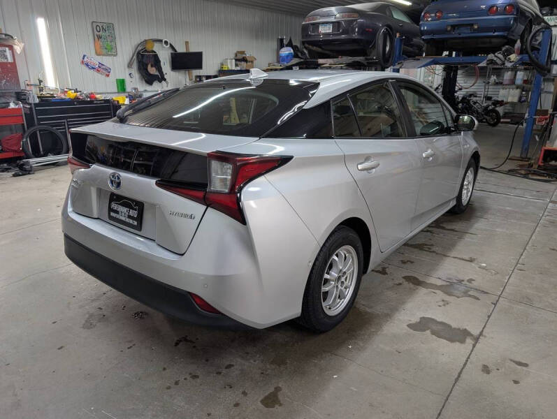 2019 Toyota Prius LE AWD-e