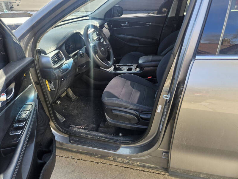 2017 Kia Sorento LX