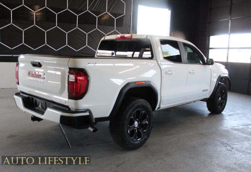 2024 GMC Canyon Elevation