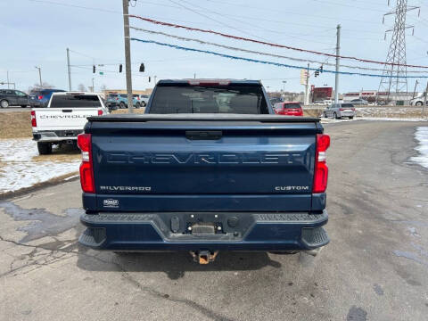2020 Chevrolet Silverado 1500 Custom