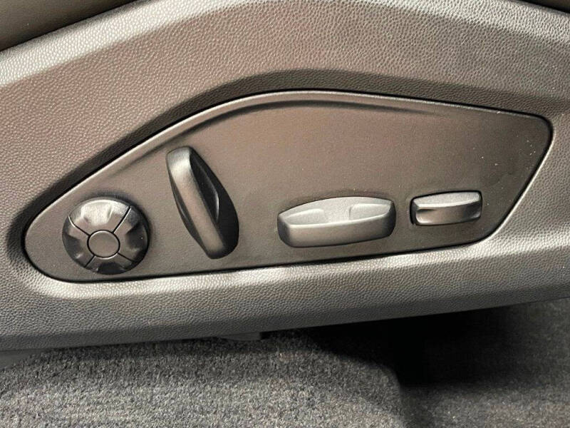 2024 Porsche Macan 4 Electric