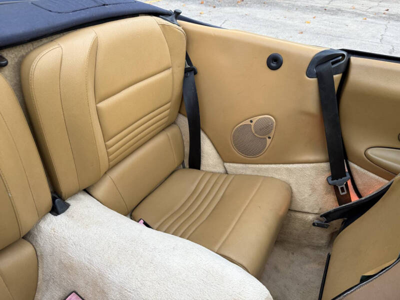 2000 Porsche 911 Carrera