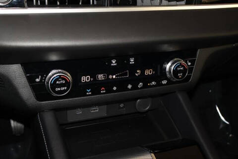 2024 Mitsubishi Outlander PHEV SEL