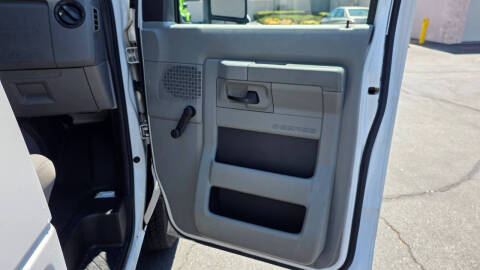 2012 Ford E-Series