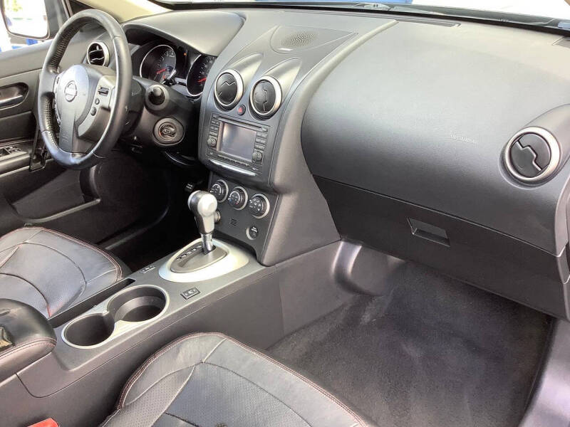 2011 Nissan Rogue S